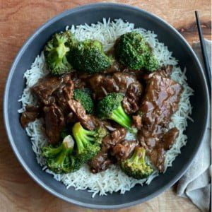 BEEF & BROCCOLI